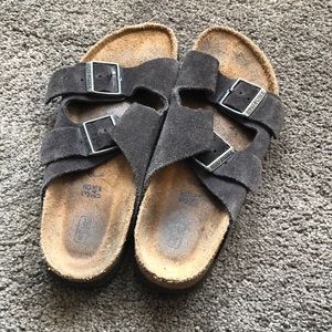 dark grey birkenstock’s